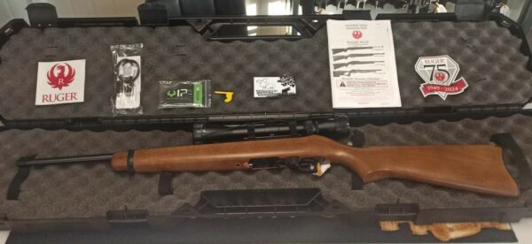 Karabinek .22 long rifle Ruger 10/22 Carbine - obrazek 4